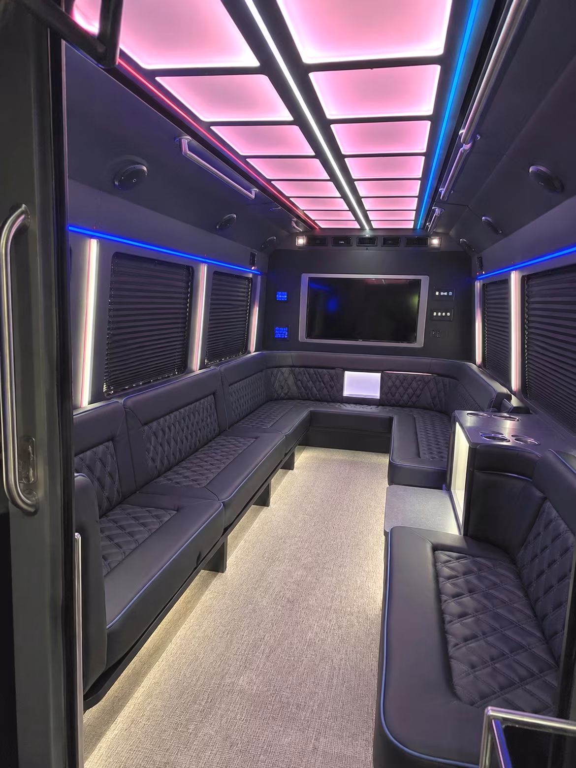st petersburg corporate party bus rental