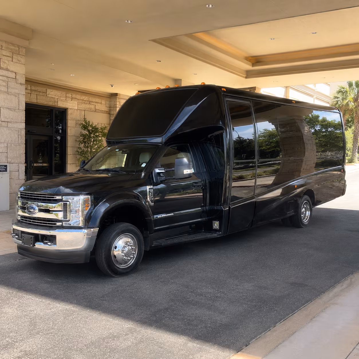 st petersburg wedding party bus rental