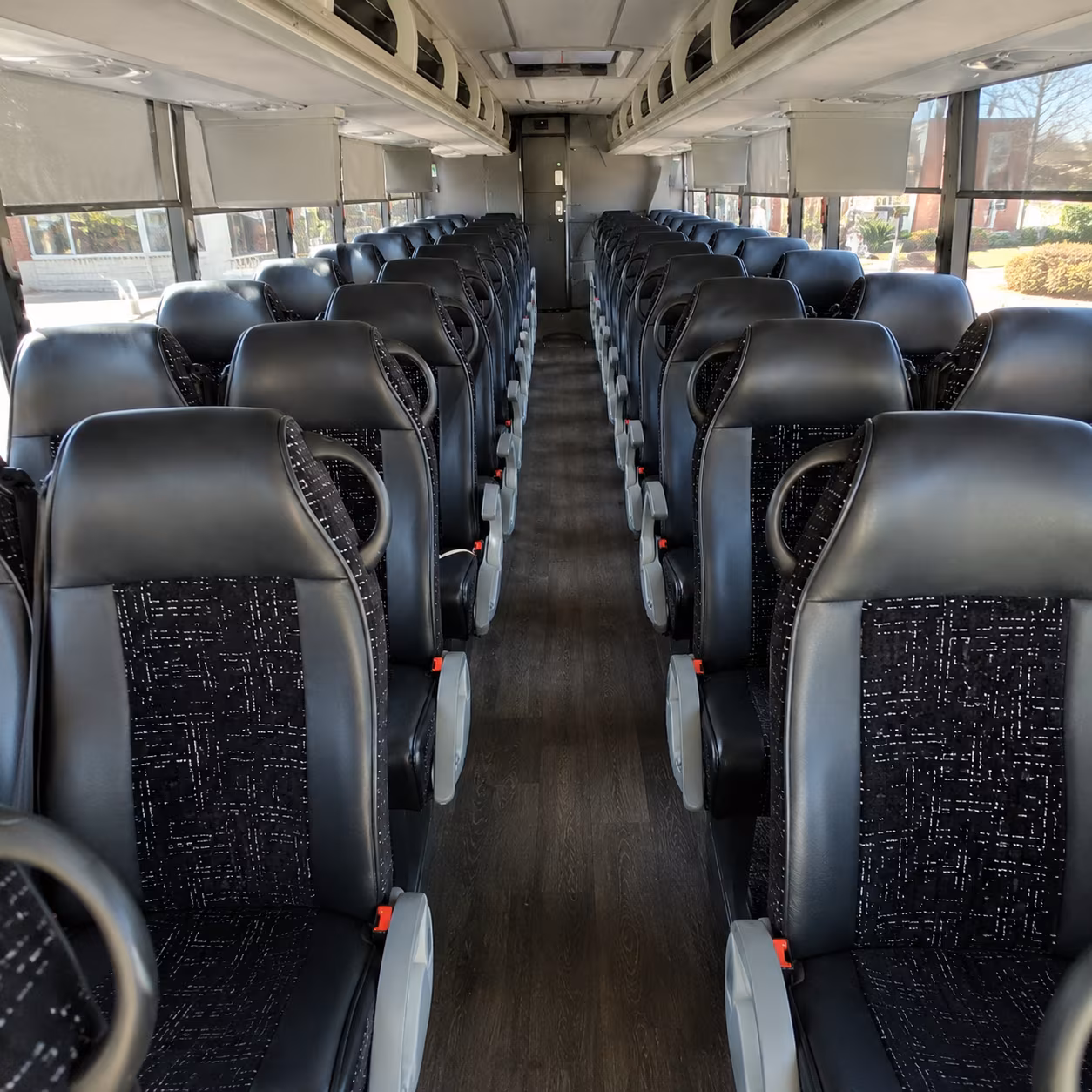 why rent using stpetersburgminibuscompany com 2